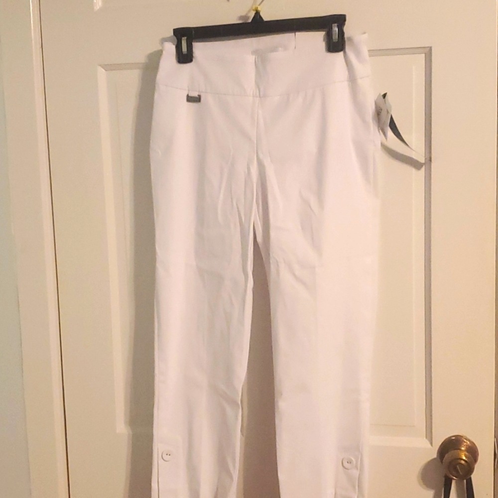 White Stretchy capris pants